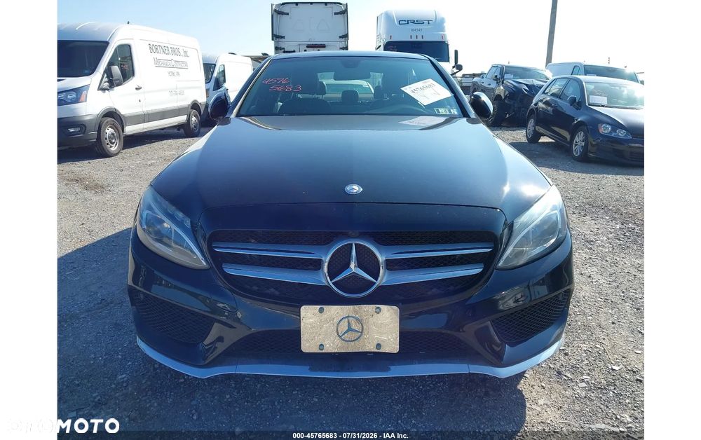 Mercedes-Benz Klasa C 300 7G-TRONIC AMG Line - 5