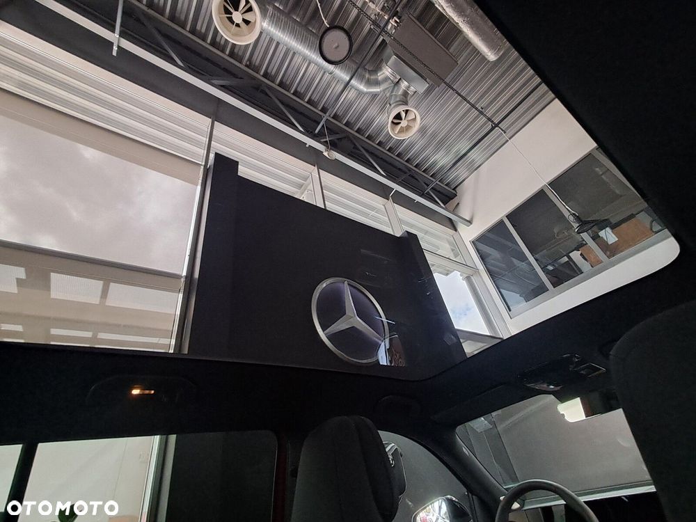 Mercedes-Benz GLB - 40