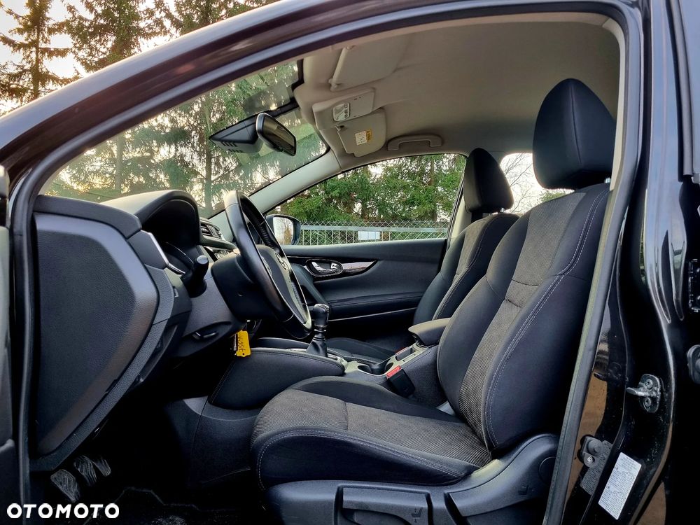 Nissan Qashqai 1.2 DIG-T Visia - 9