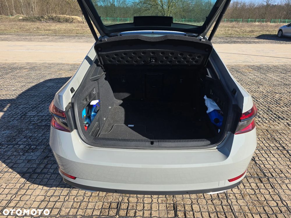 Skoda Superb 1.5 TSI Sportline DSG - 5