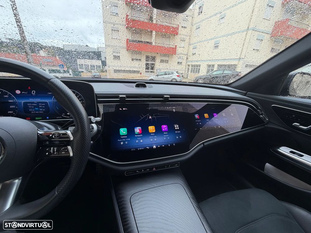 Mercedes-Benz E 300 e Station - 12