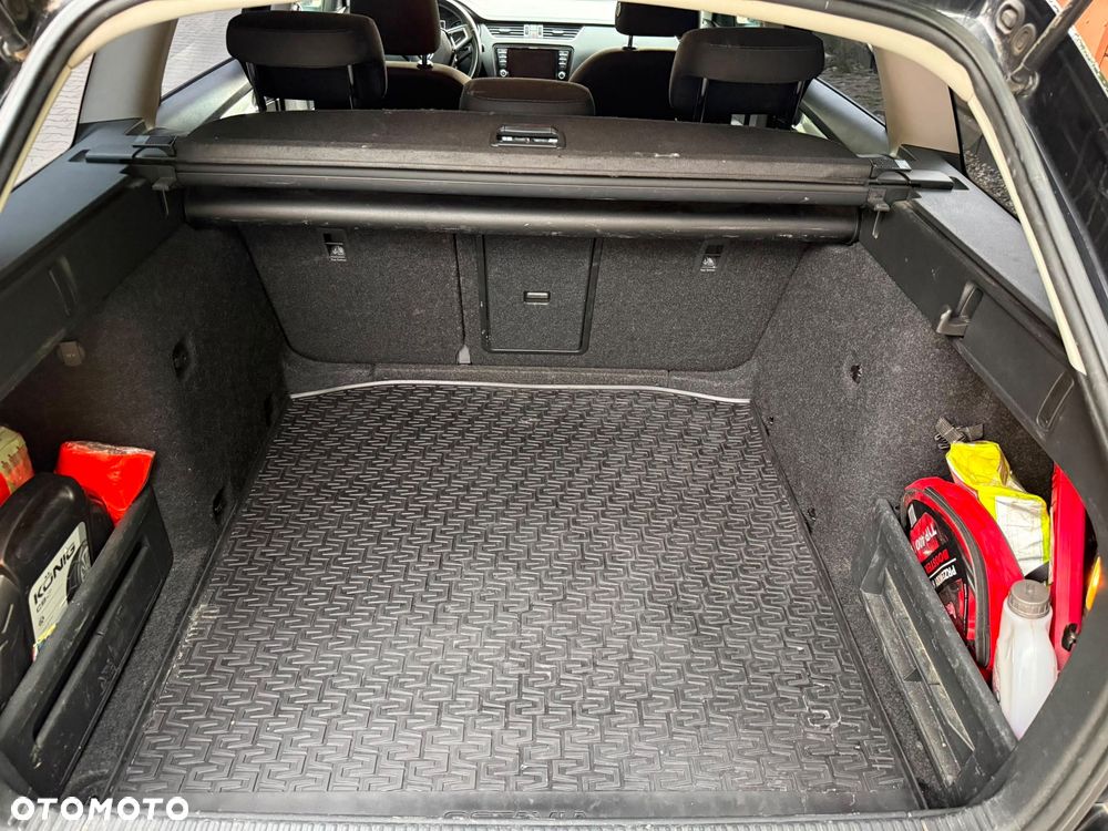 Skoda Octavia 2.0 TDI Style DSG - 5