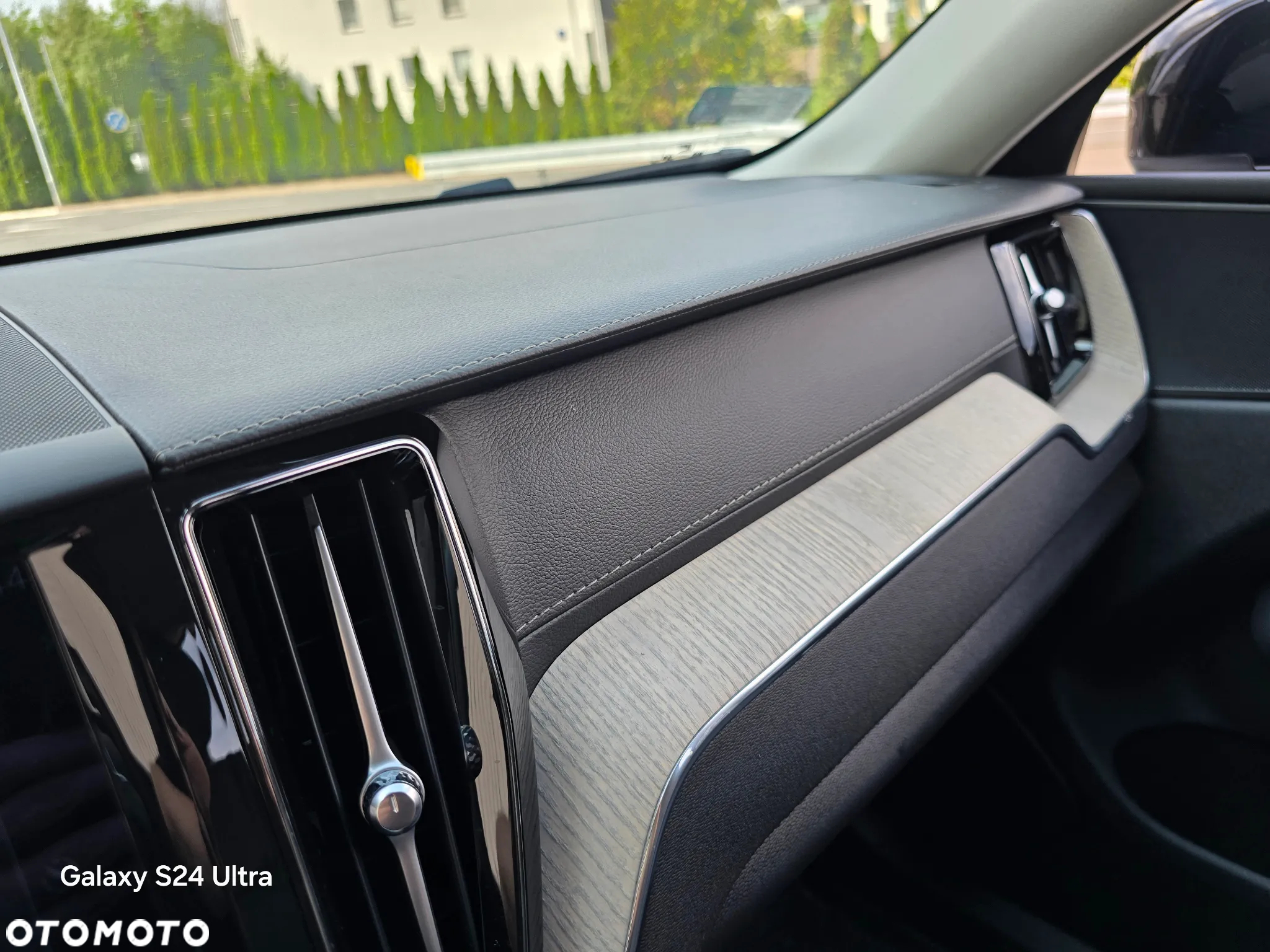 Volvo XC 60 B5 B AWD Inscription - 36