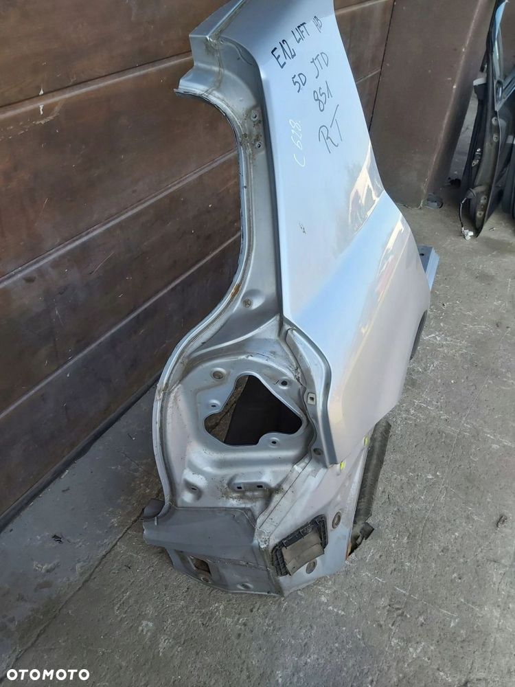Toyota Corolla E12 błotnik tył prawy HB ćwiartka hatchback - 5