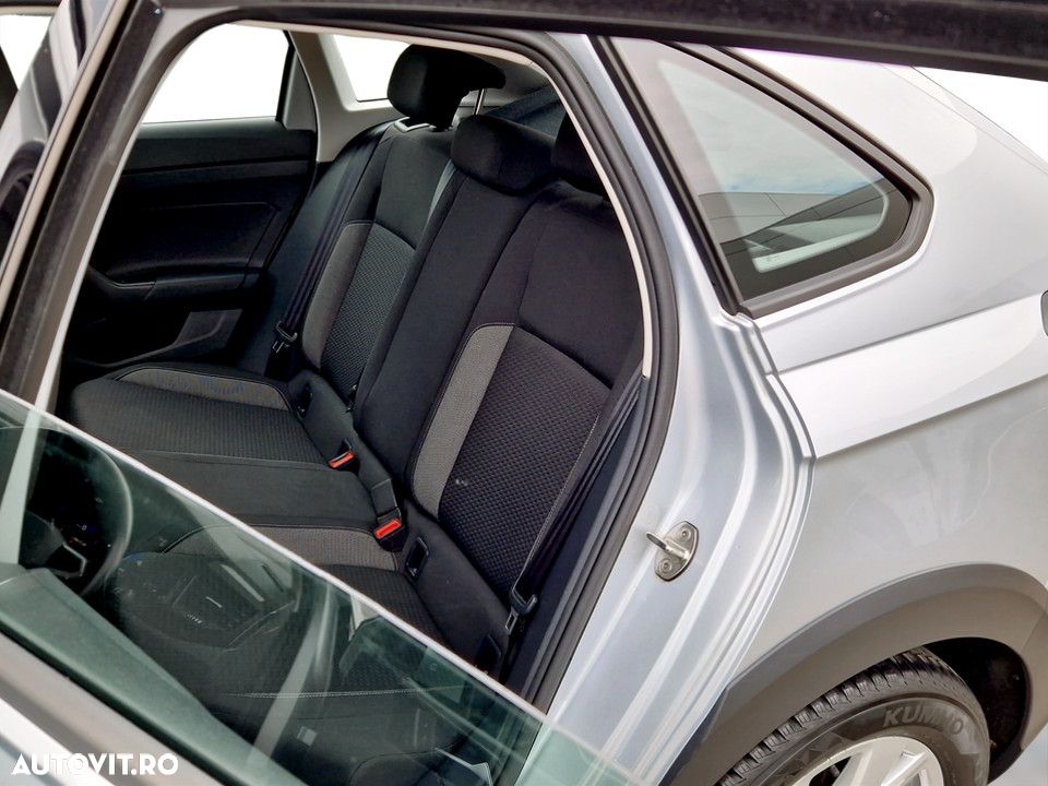 Volkswagen Taigo - 15