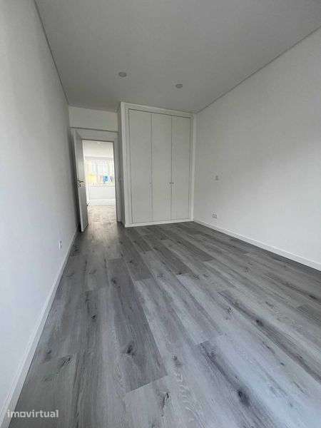 Apartamento T2 para Arrendamento – Forte da Casa - Grande imagem: 4/12