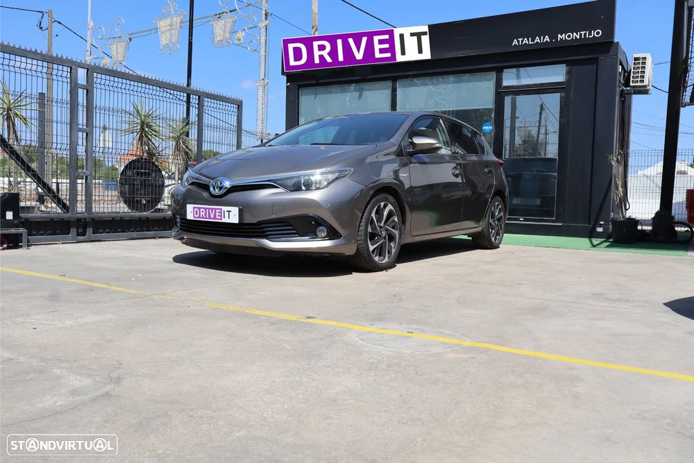 Toyota Auris - 1