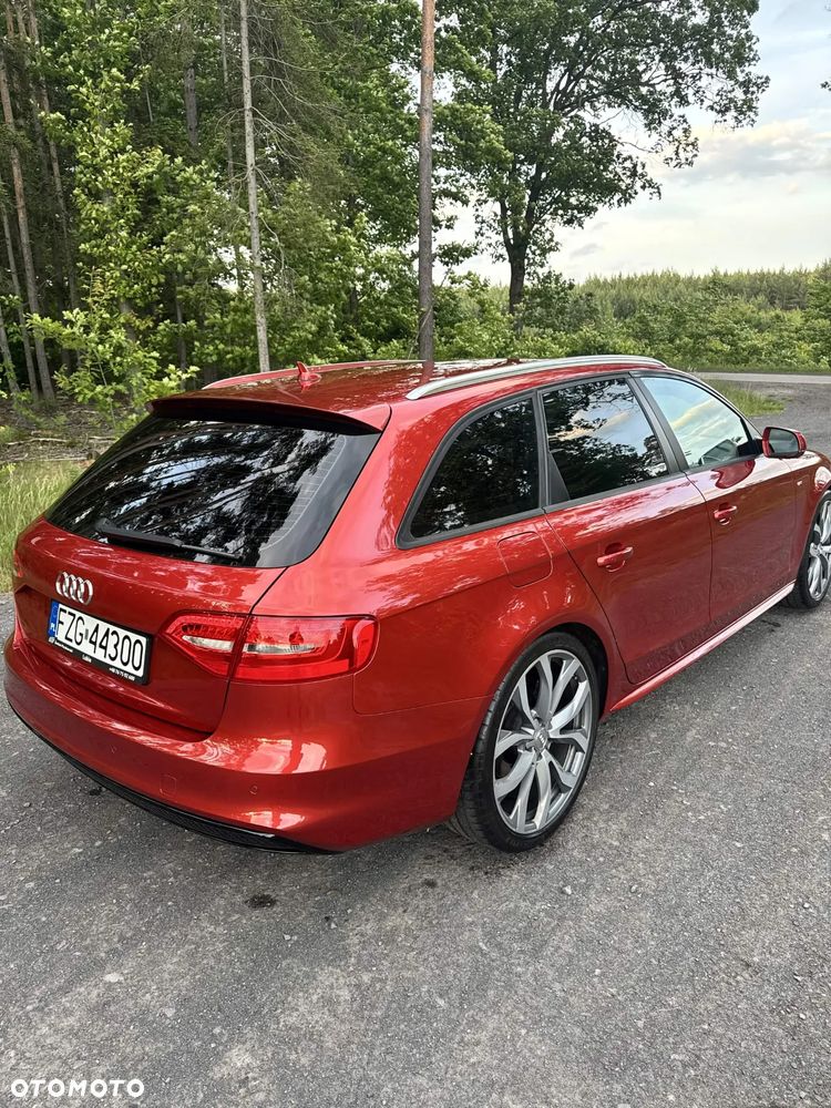 Audi A4 Avant 2.0 TDI Quattro Line - 10