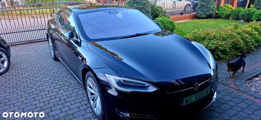 Tesla Model S 2018 photo 2