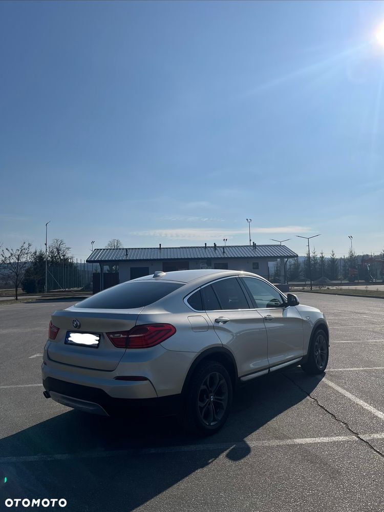 BMW X4 xDrive20d xLine - 6