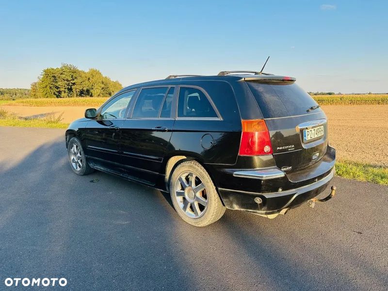 Chrysler Pacifica - 3