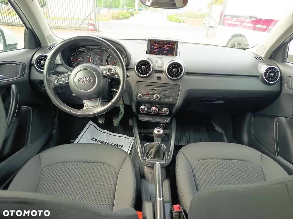 Audi A1 1.2 TFSI S line edition - 14