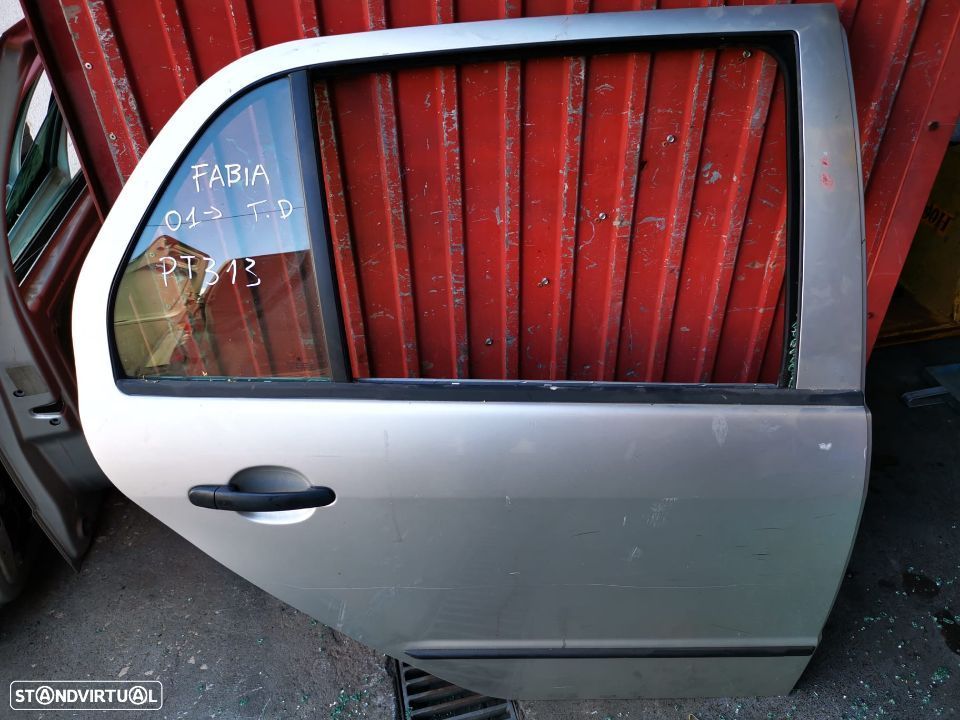 SKODA FABIA 02 PORTA TRAS DTA PT313 - 1
