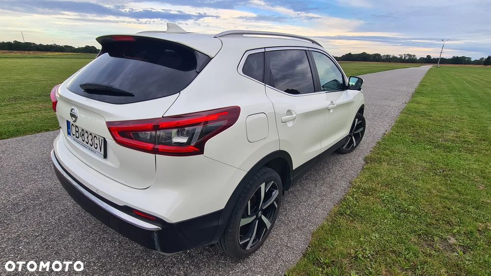Nissan Qashqai 1.6 DIG-T Tekna+ - 4