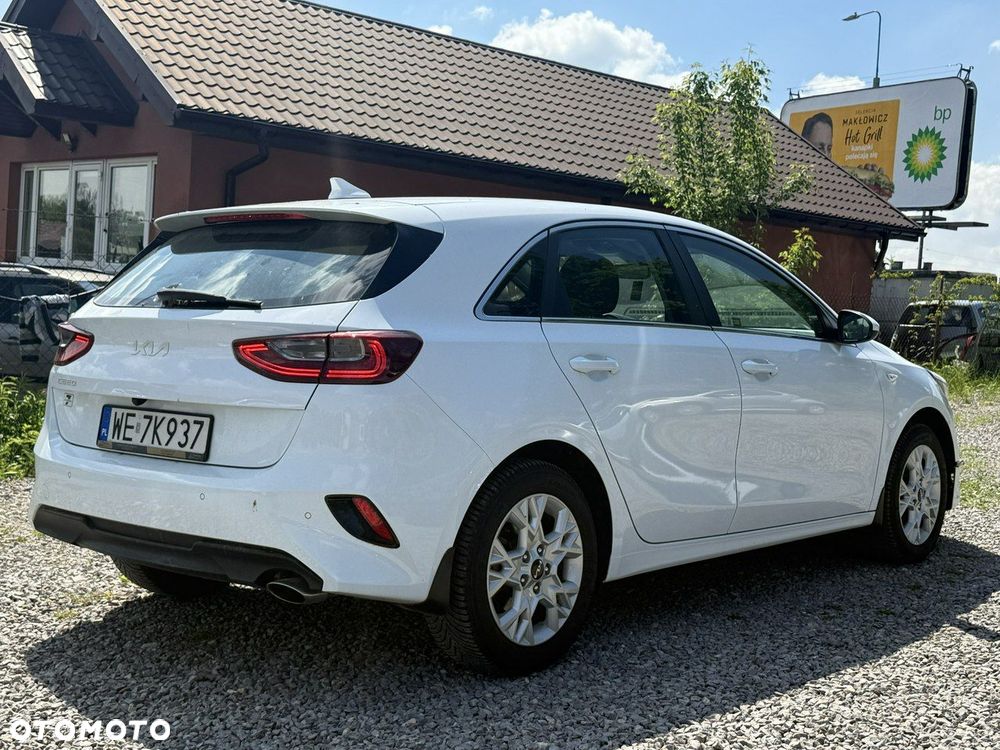 Kia Ceed 1.5 T-GDI M - 4