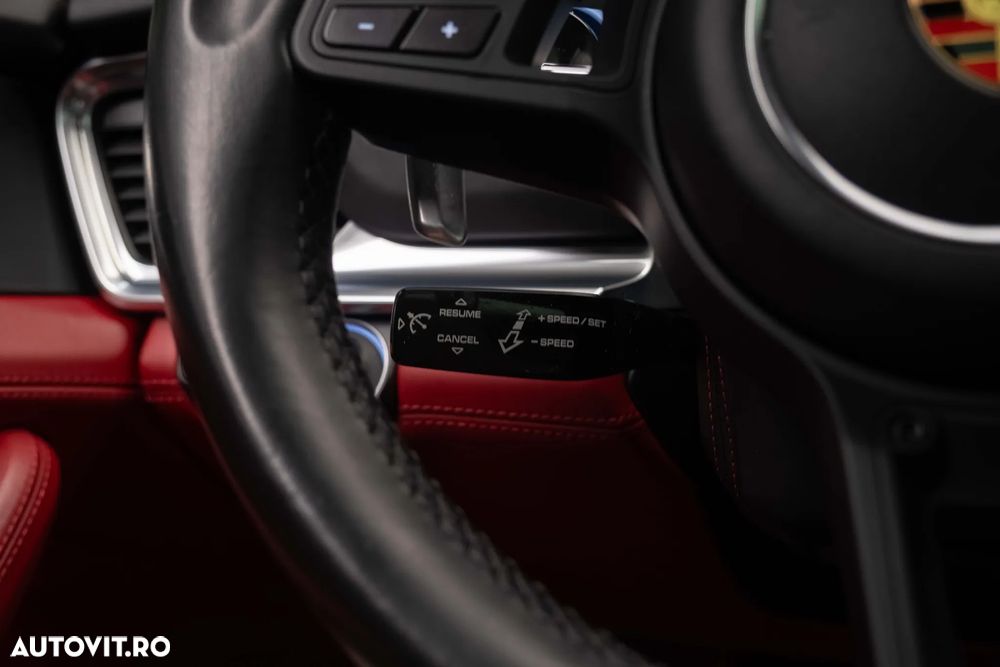 Porsche Panamera 4 - 18