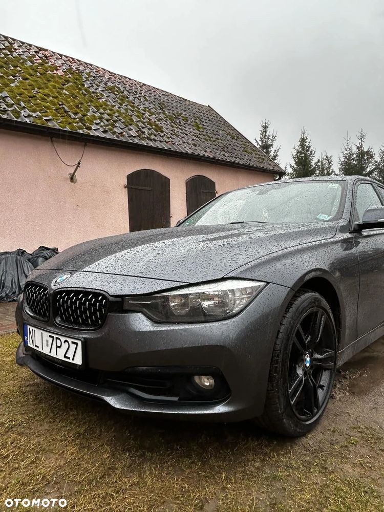 BMW Seria 3 320d - 13