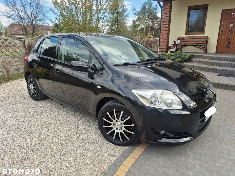 Toyota Auris 1.4 VVT-i Sol - 1