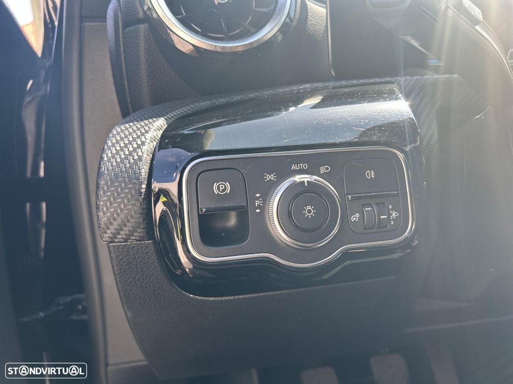 Mercedes-Benz A 180 d Progressive - 19