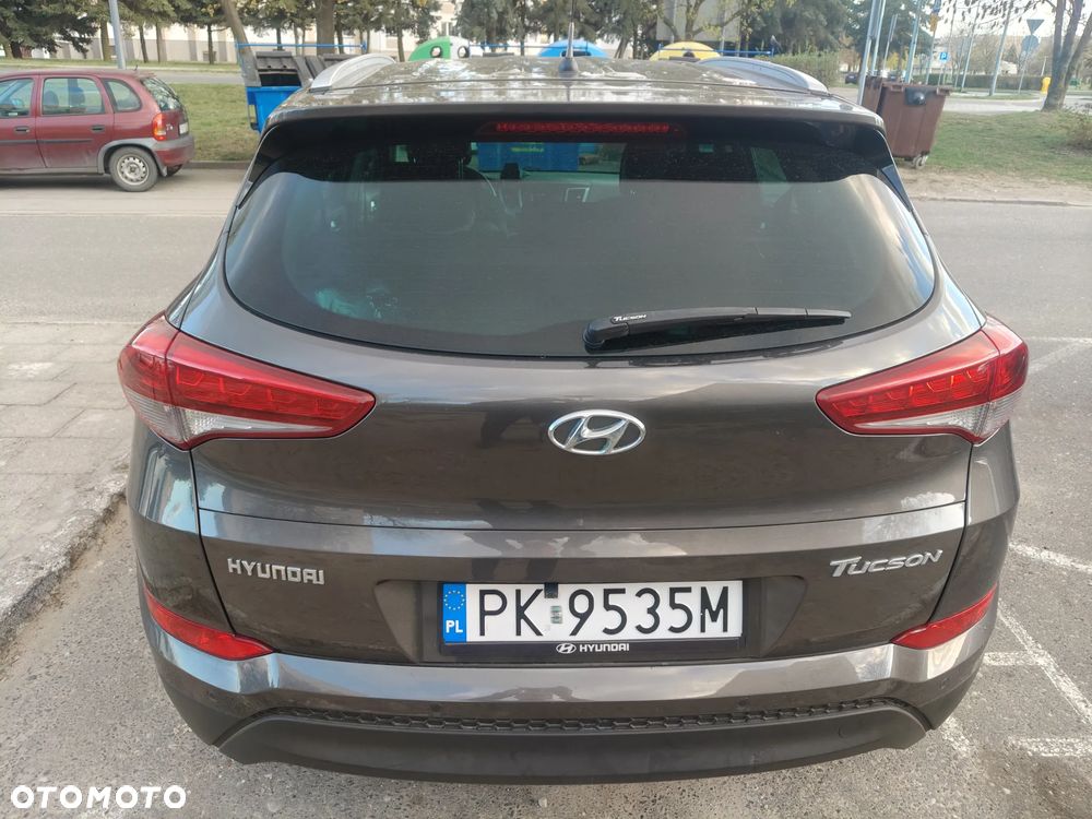 Hyundai Tucson 1.6 GDI BlueDrive Classic 2WD - 11