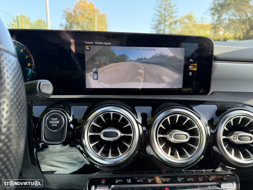 Mercedes-Benz A 250 e AMG Line - 19