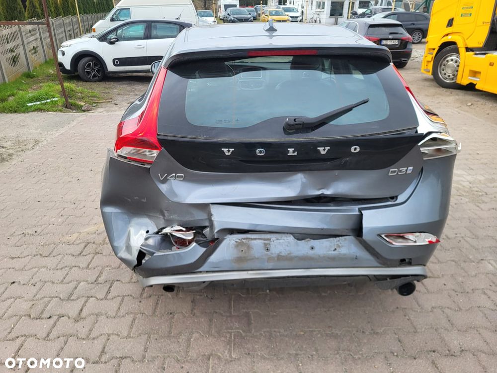 Volvo V40 D3 Geartronic Summum - 5