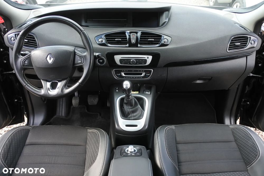 Renault Scenic ENERGY TCe 130 BOSE EDITION - 13