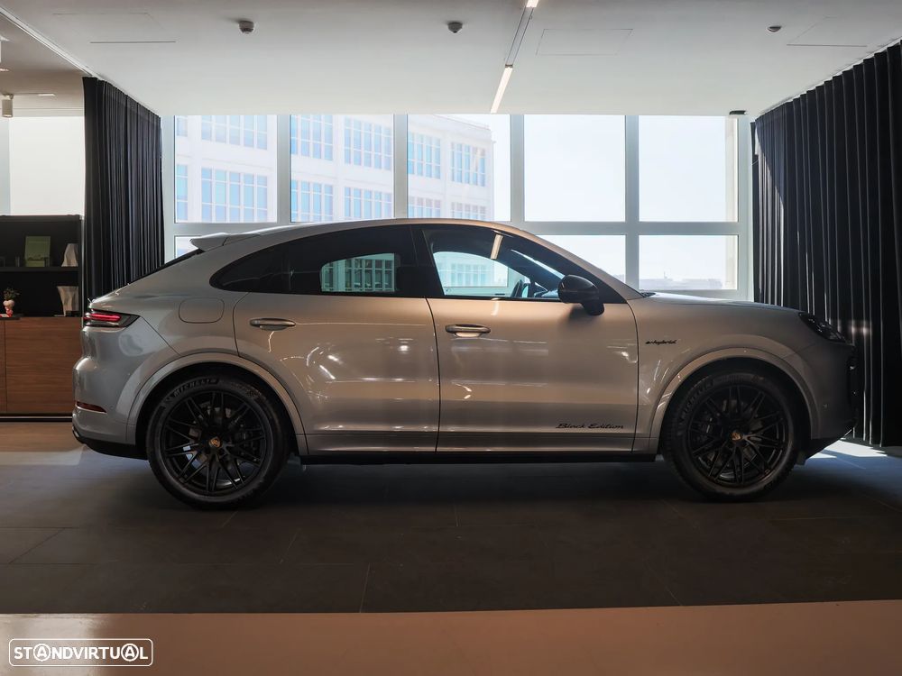 Porsche Cayenne Coupé E-Hybrid Black Edition - 8