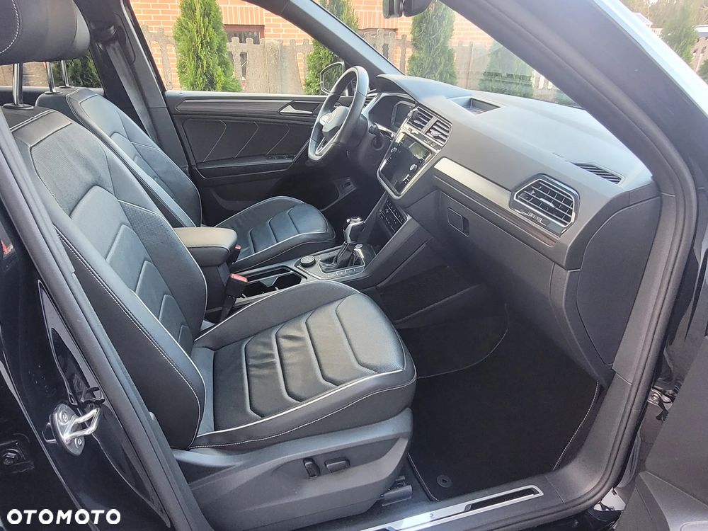 Volkswagen Tiguan 2,0 TSI OPF 4Motion DSG R-Line - 24
