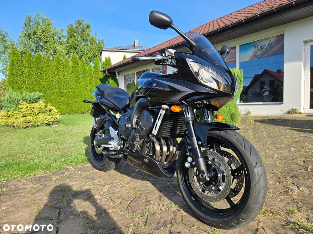Yamaha FZ6 - 3
