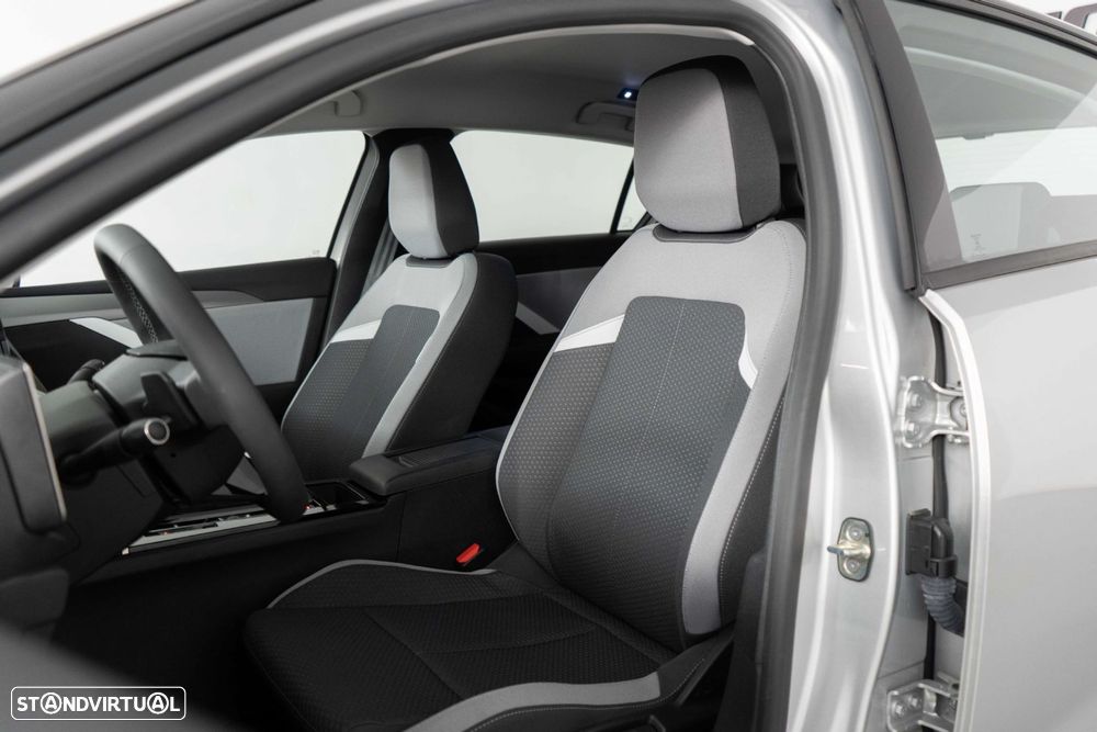 Opel Astra 1.2 T Edition Aut. - 10