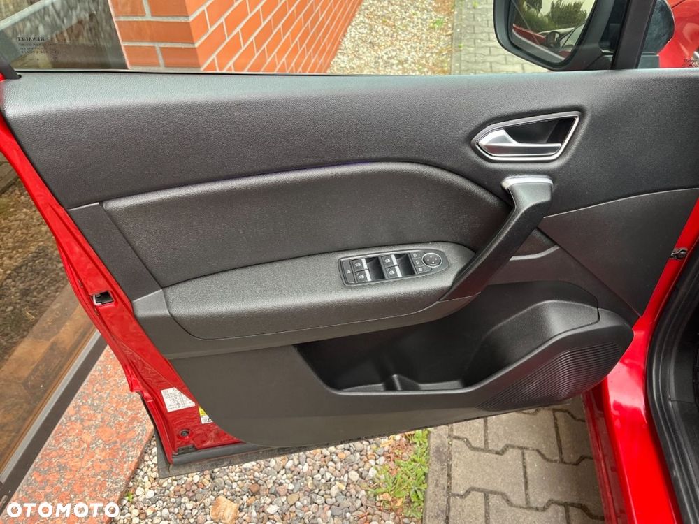 Renault Captur 1.3 TCe mHEV Intens EDC - 22