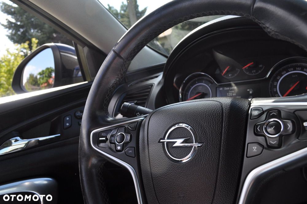 Opel Insignia - 14