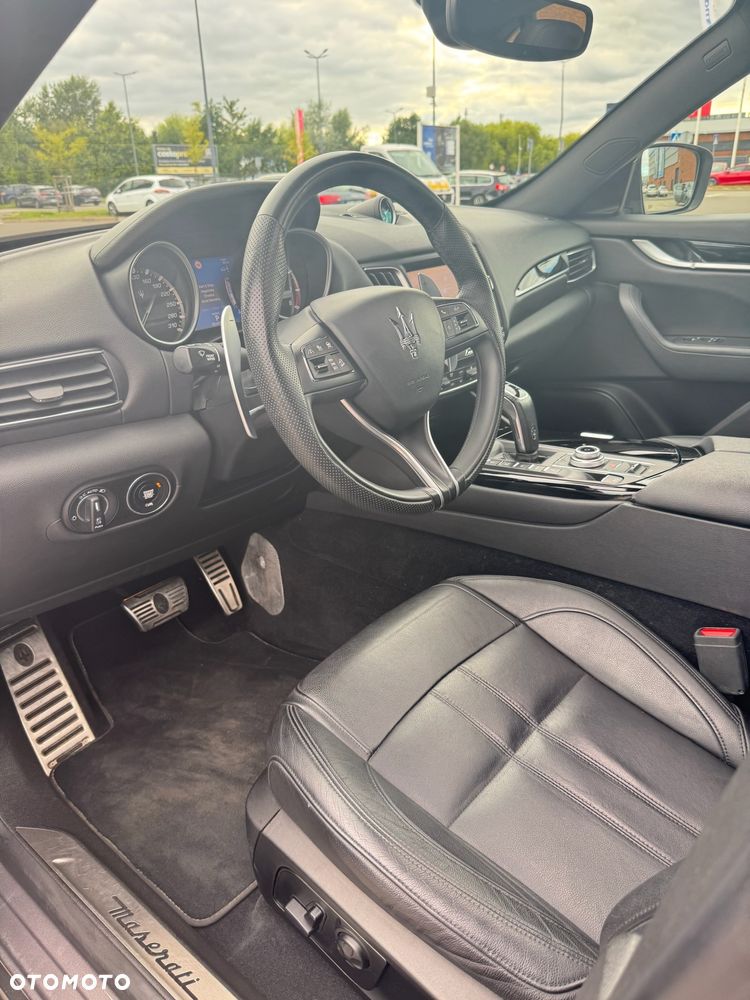 Maserati Levante Q4 GranSport - 16
