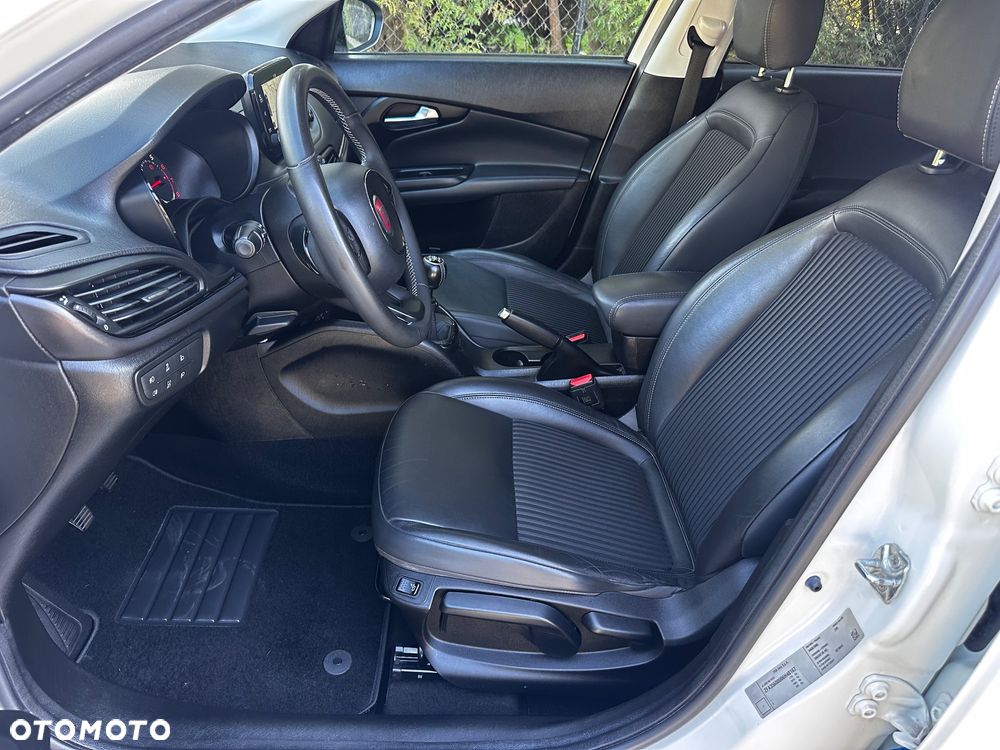 Fiat Tipo 1.4 T-Jet Business Line - 34