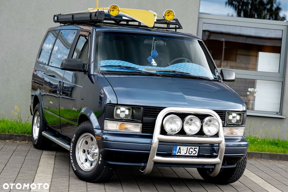 Chevrolet Astro - 1