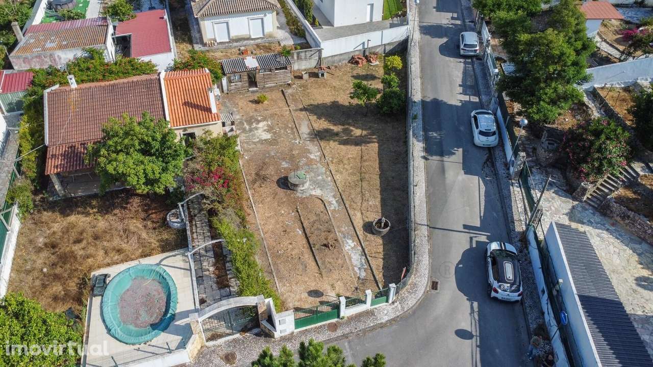 Terreno Urbano perto da Lagoa de Albufeira - Grande imagem: 3/40