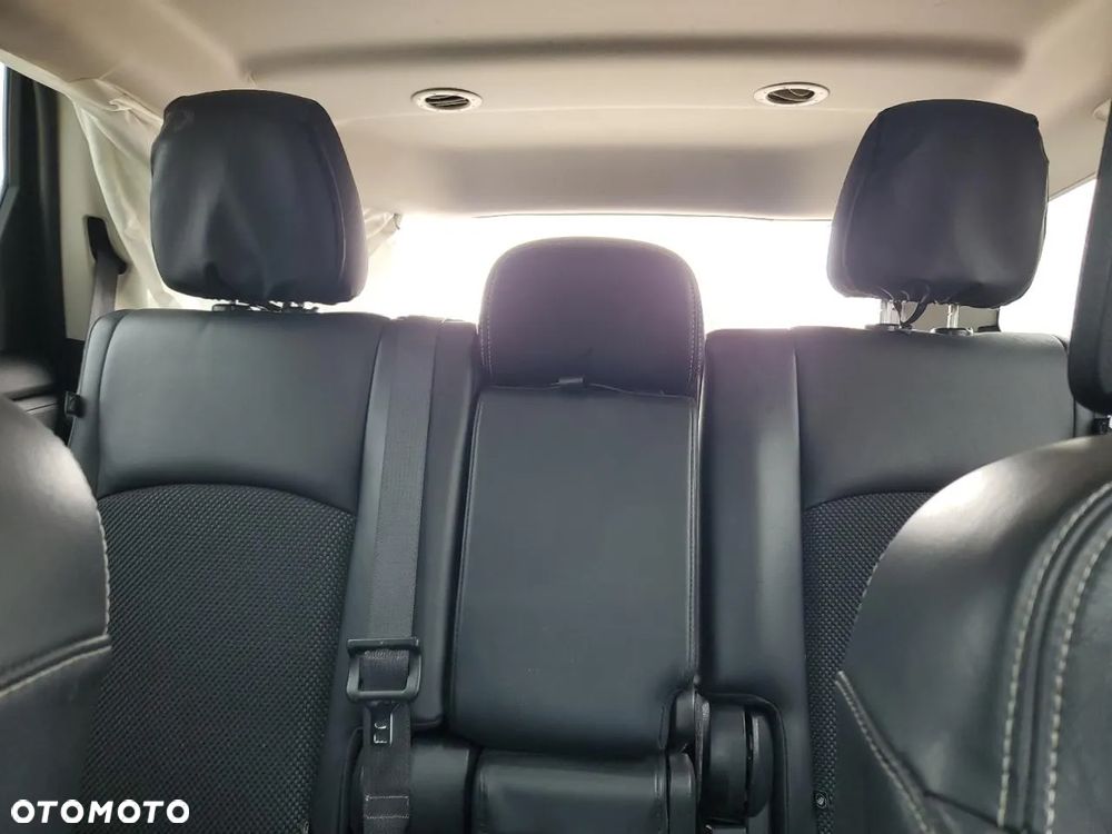 Dodge Journey - 10