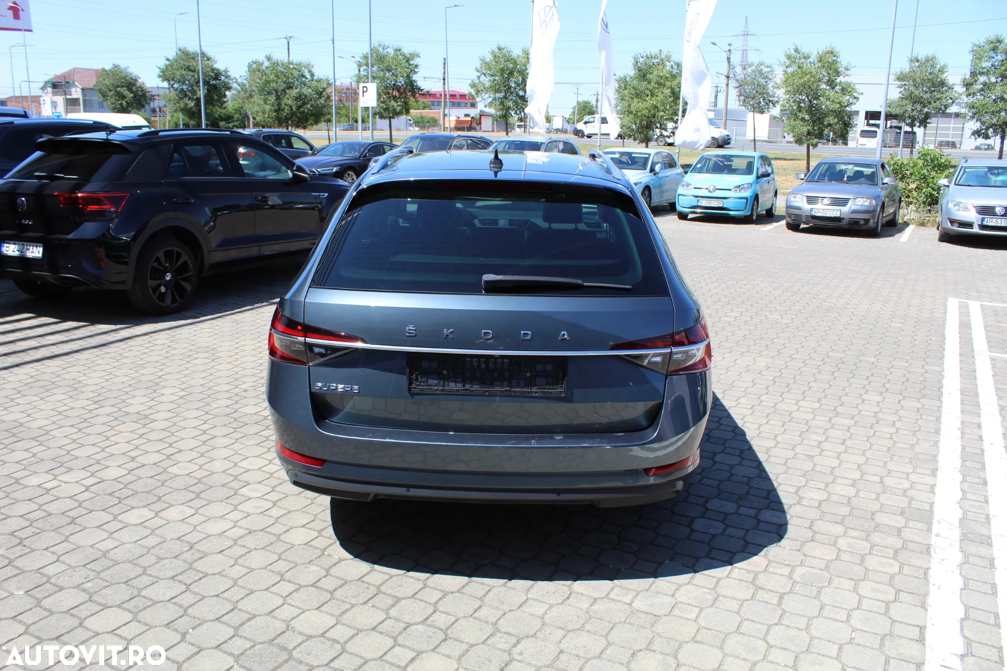 Skoda Superb Combi 2.0 TDI DSG Style - 9