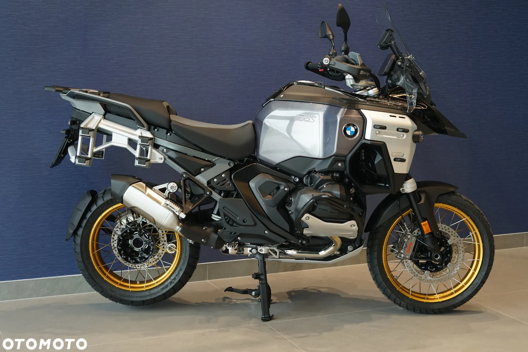BMW R - 6