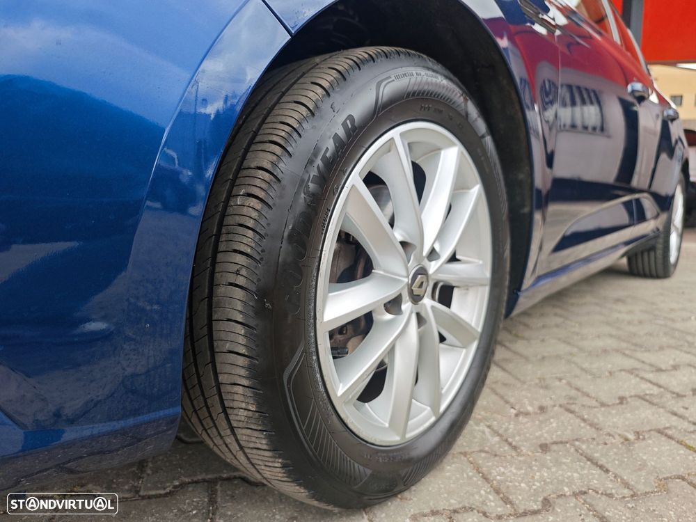 Renault Mégane 1.5 Blue dCi Zen - 17