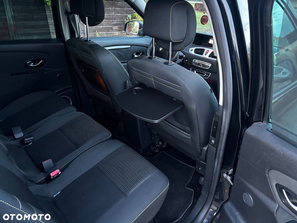 Renault Scenic 1.9 dCi Privilege - 8