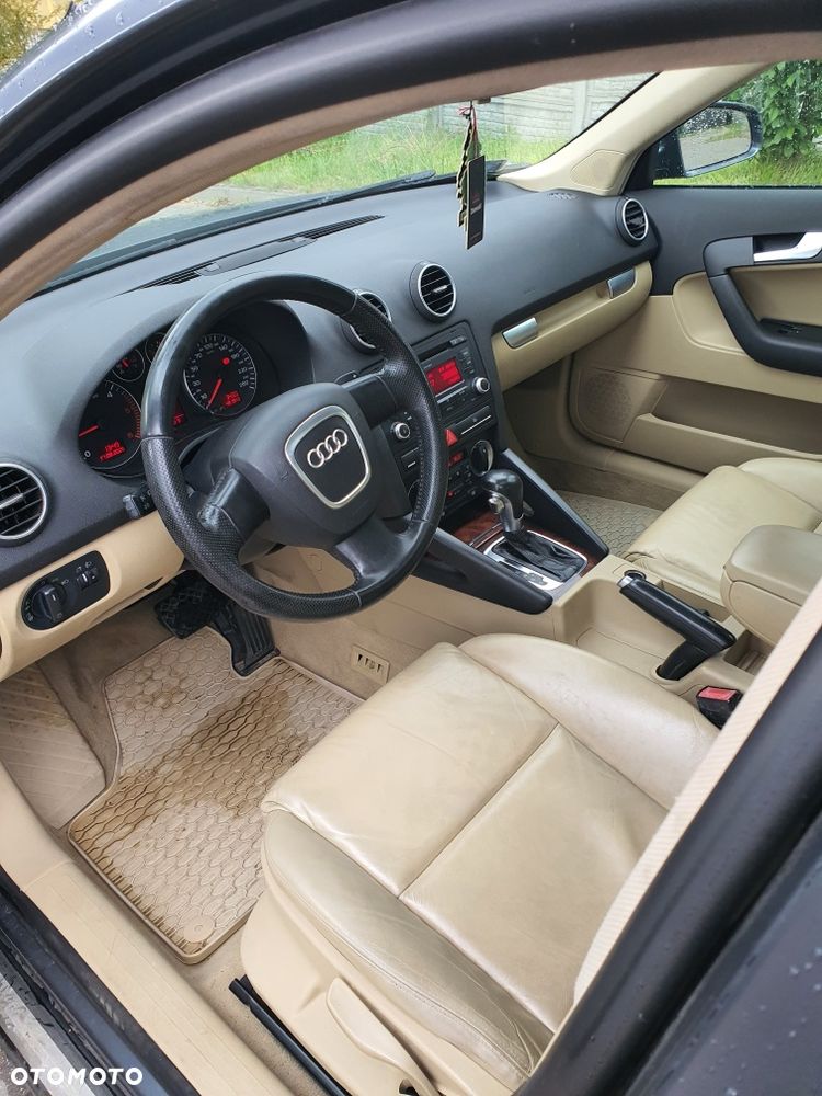 Audi A3 Sportback - 8