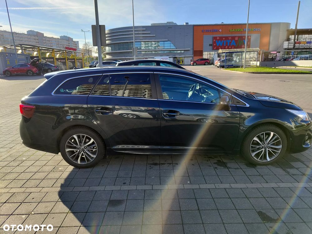 Toyota Avensis 2.0 D-4D Active Business - 8