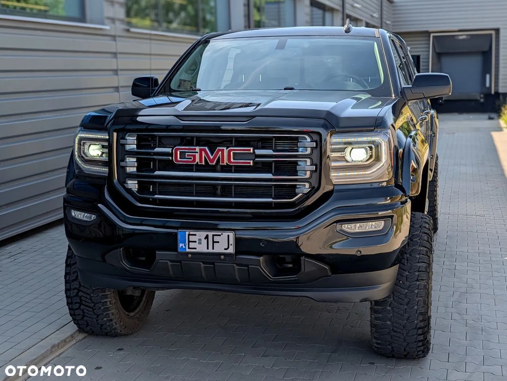 GMC Sierra - 3