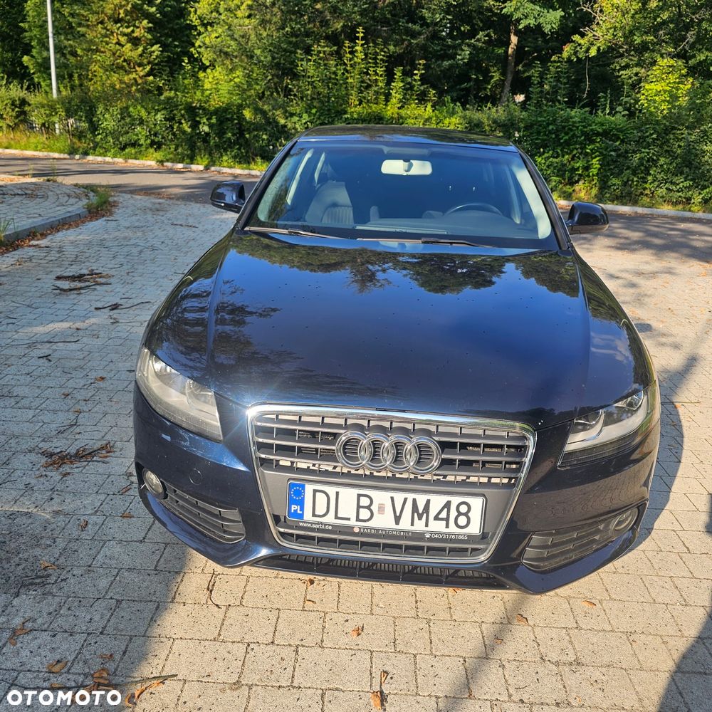Audi A4 Limousine - 2