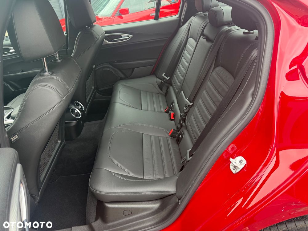 Alfa Romeo Giulia 2.0 Turbo Super Q4 - 19