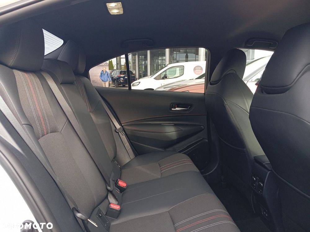 Toyota Corolla 1.8 Hybrid GR Sport - 10