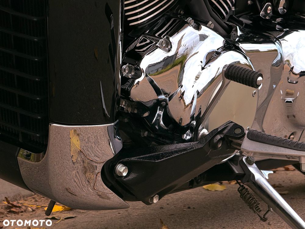 Suzuki Boulevard - 33
