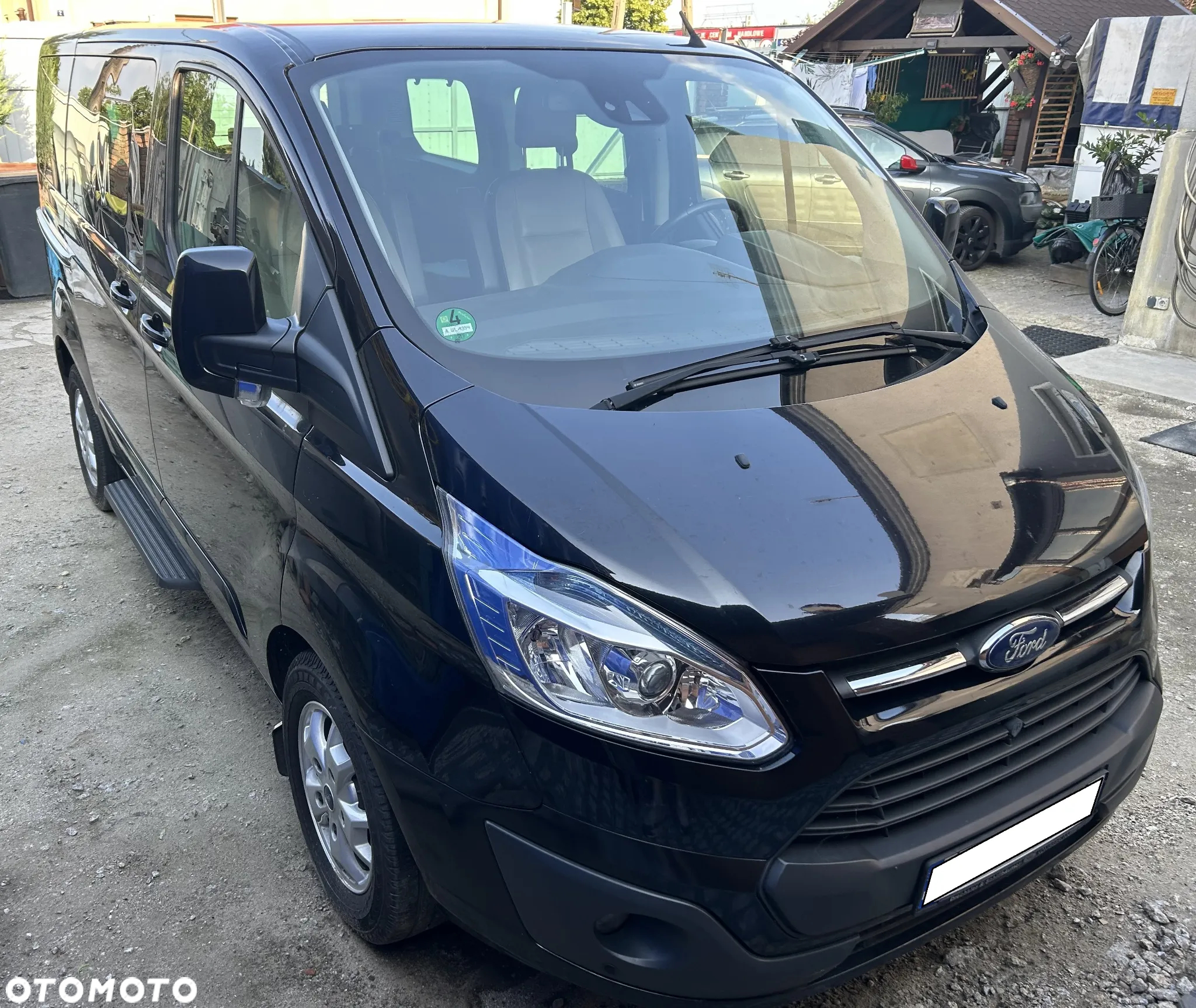 Ford Tourneo Custom - 3